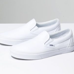 White Slip on Vans 🤍